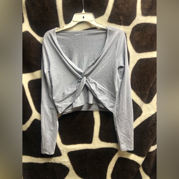 Soft sparkling Abercrombie and Fitch women’s top - Picture 1 of 6